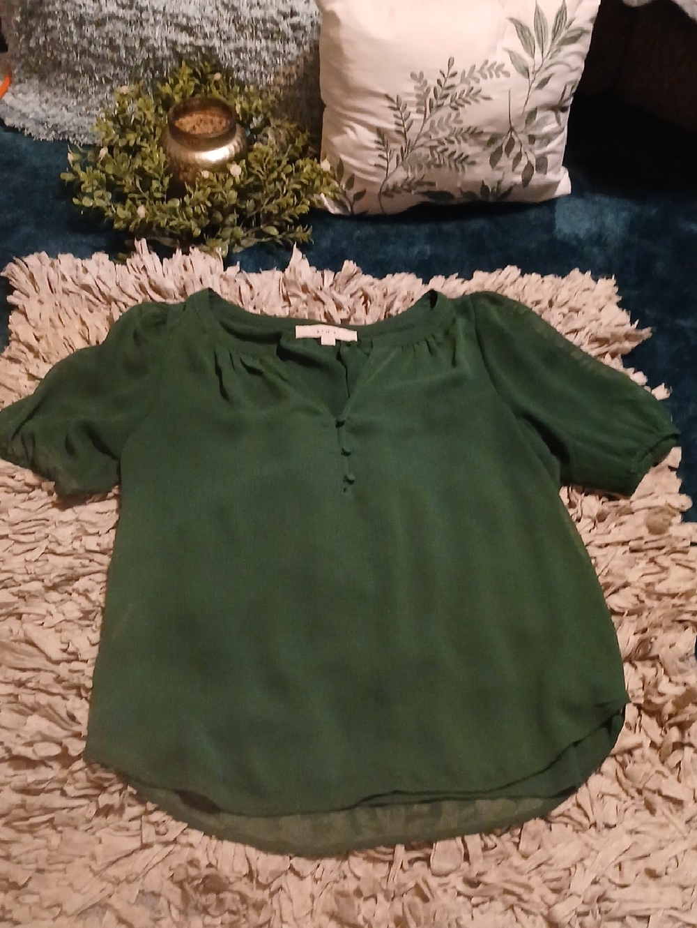 LOFT Hunter Green Short-Sleeve V-Neck Blouse